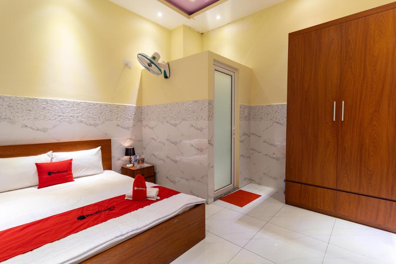 Reddoorz Gần Etown 4 2* TP. Hồ Chí Minh